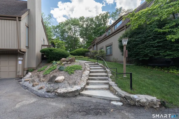 $229,000 | 79 Heritage Village, Unit A, Southbury, CT 06488