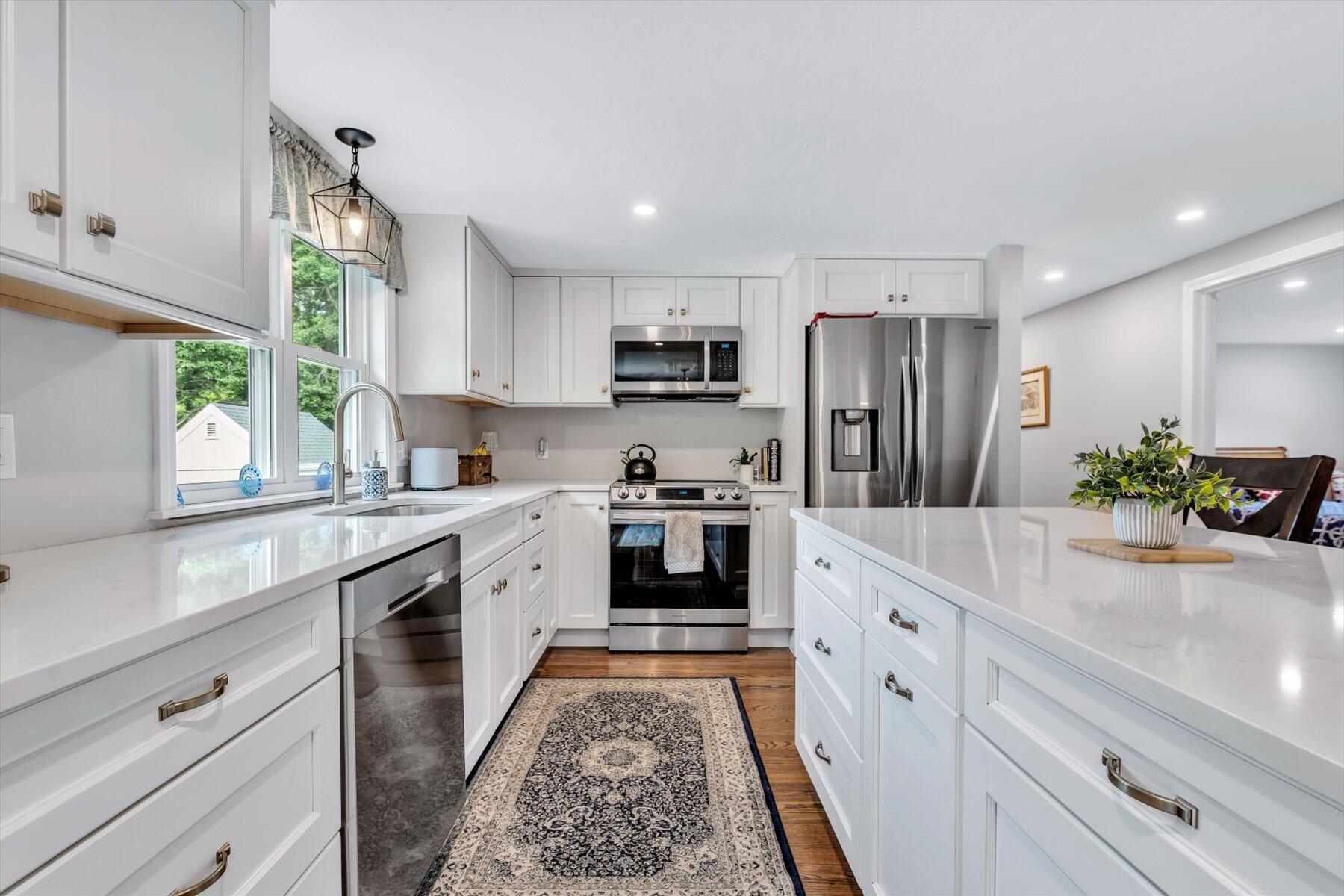 770 County Road Pocasset, MA 02559 - Photo 13 of 89 055-IMGP2203