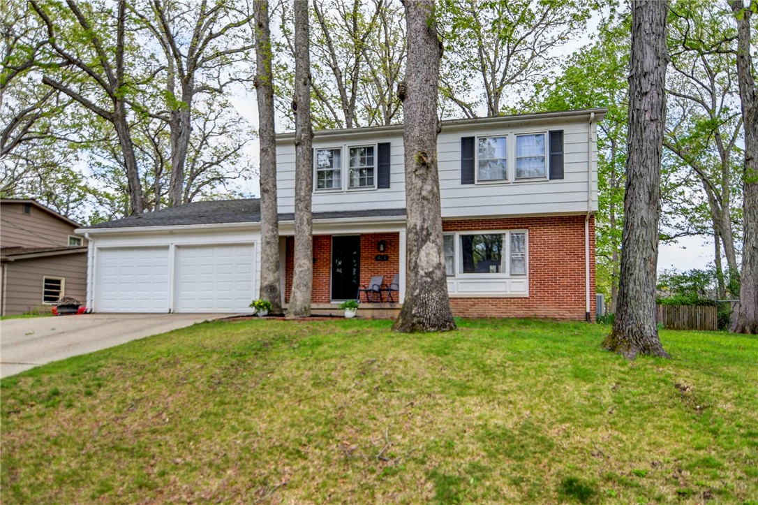424 Hackberry Drive Decatur, IL 62521 - Photo 1 of 35