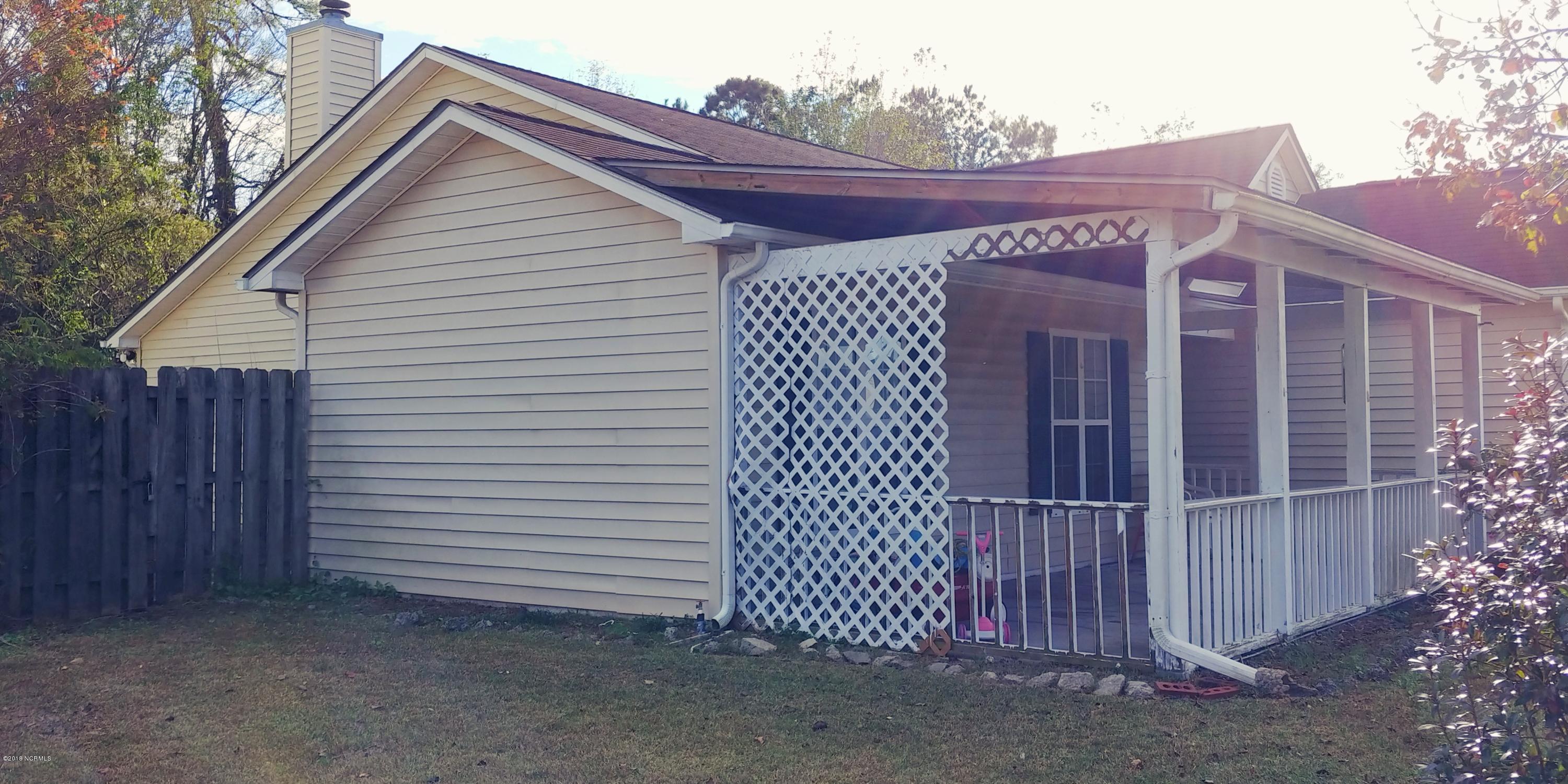 314 Foxhall Road Newport, NC 28570 - Photo 12 of 14 left side