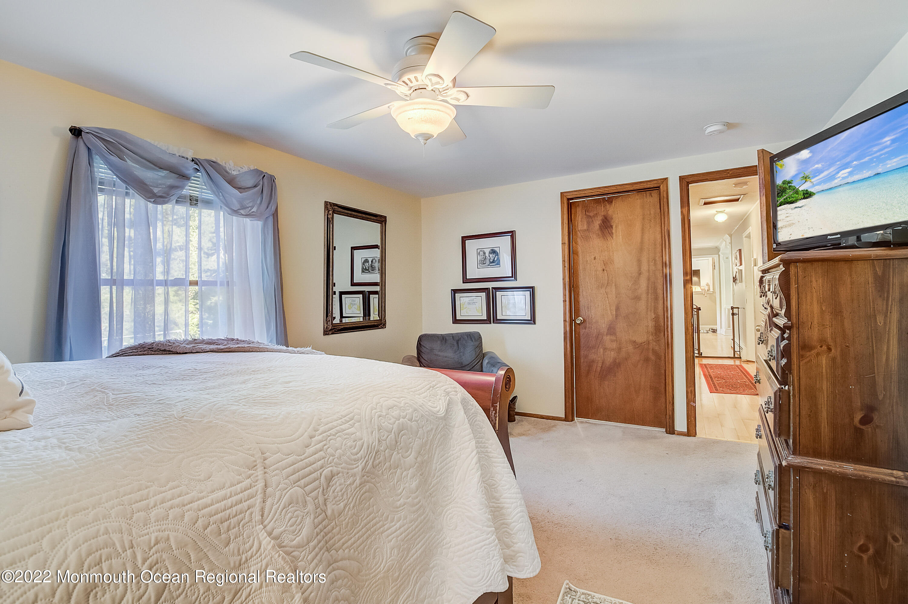 291 Colts Neck Road Farmingdale, NJ 07727 - Photo 21 of 38 31-Colts Neck Rd-031