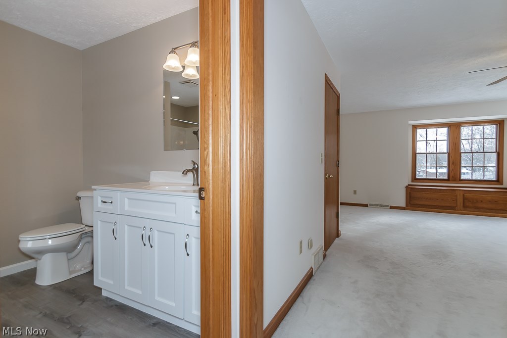 10050 Johnnycake Ridge Road Mentor, OH 44060 - Photo 23 of 33