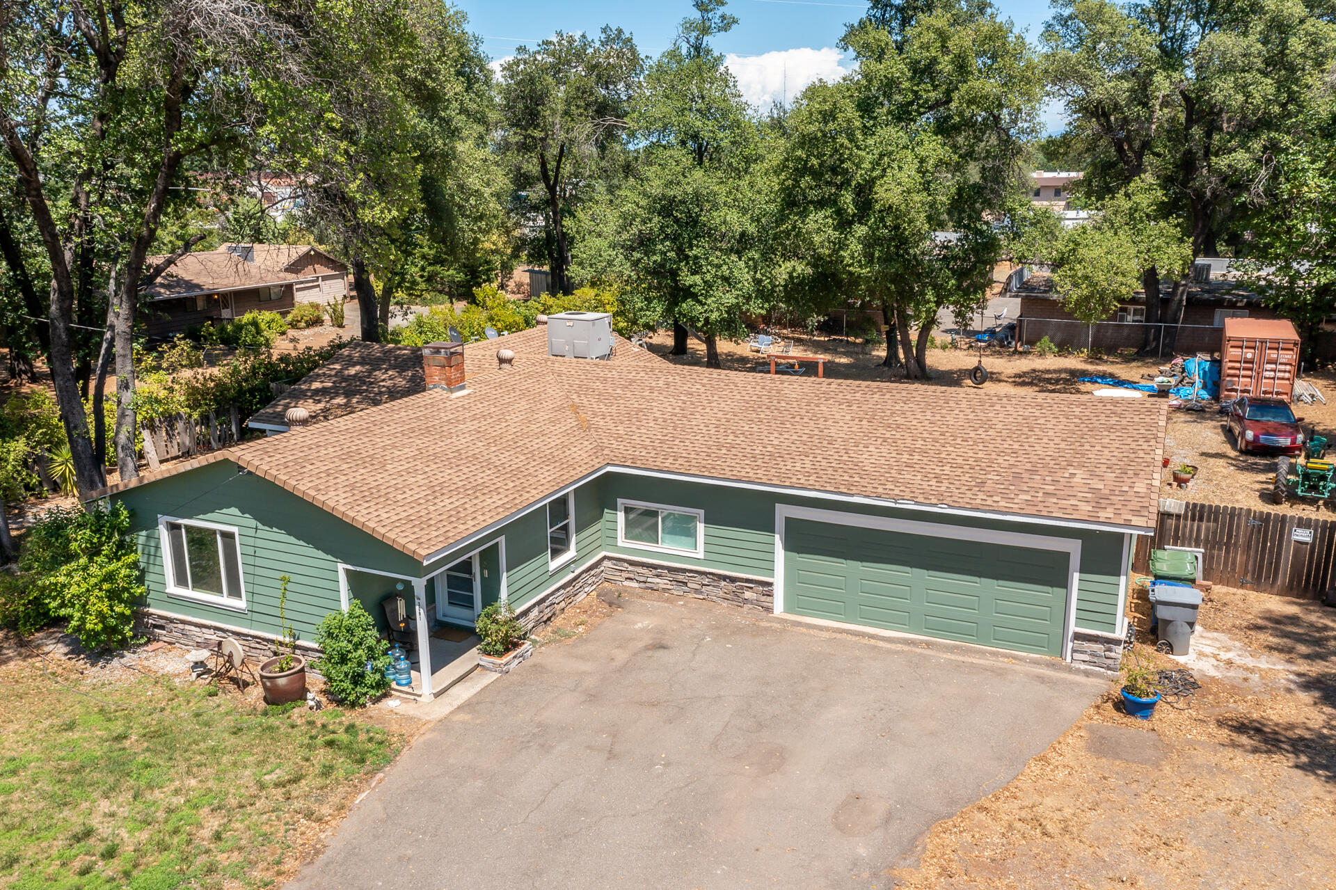 3091 Lawrence Road Redding, CA 96002 - Photo 3 of 30 Front