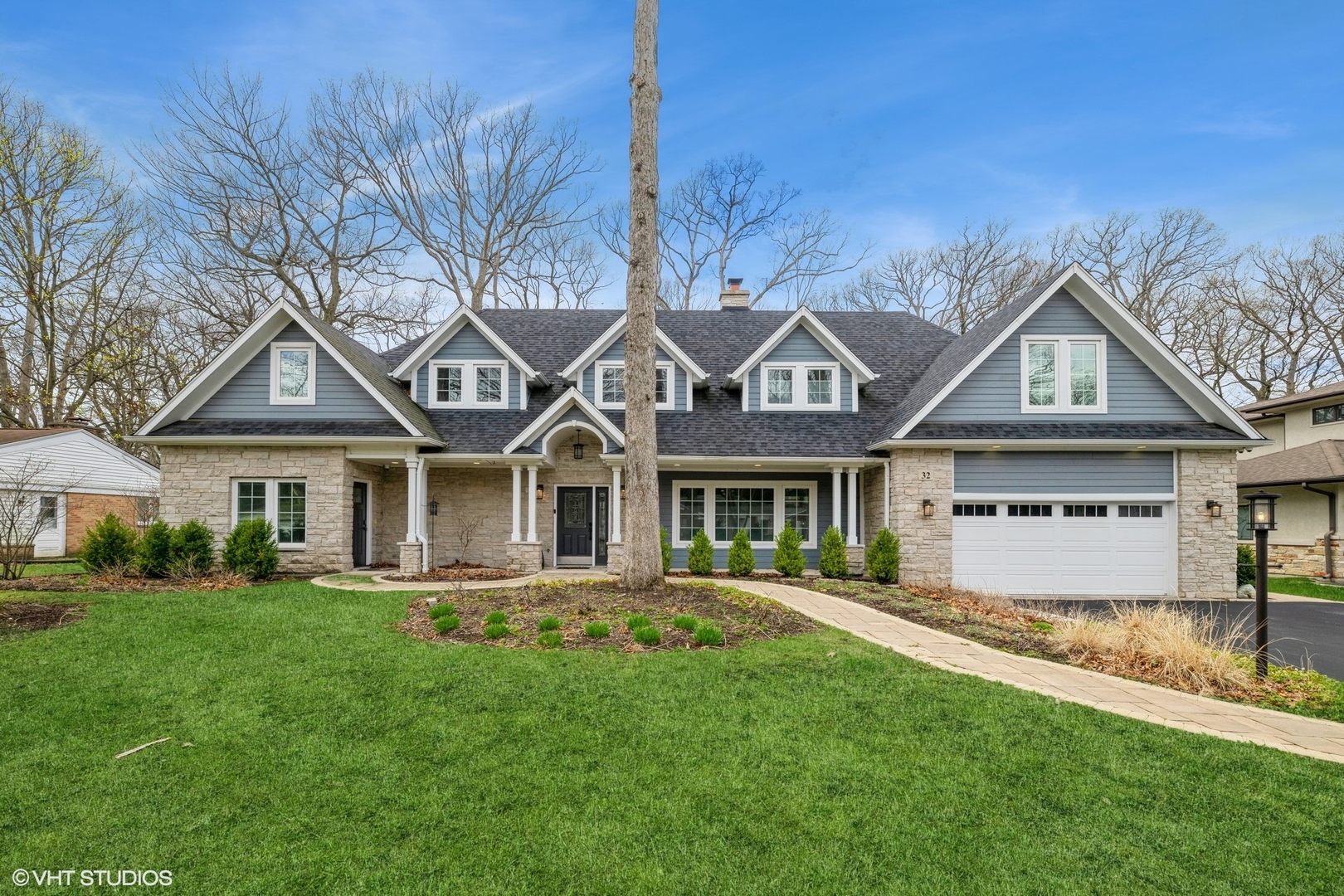 32 Lancaster Lane Lincolnshire, IL 60069 - Photo 1 of 26