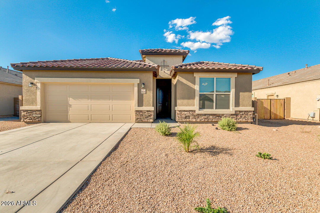 13634 West Briles Road Peoria, AZ 85383 - Photo 1 of 36 01-Briles