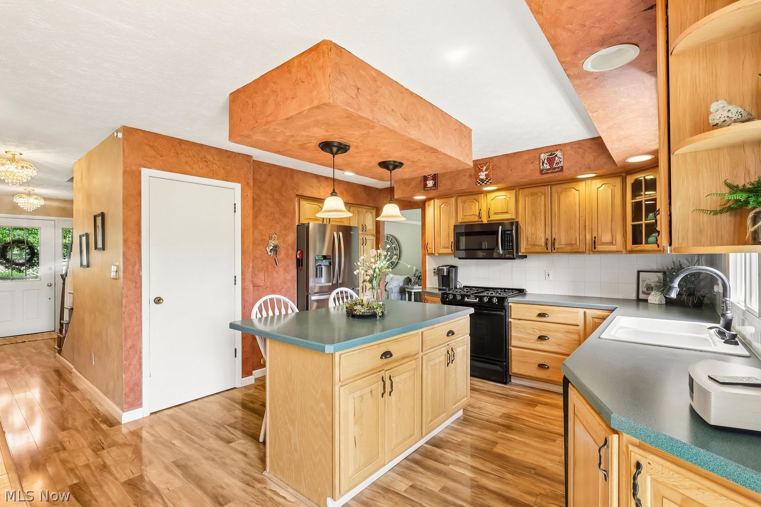 27635 Pergl Road Solon, OH 44139 - Photo 11 of 42