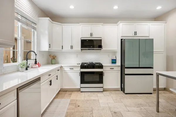 $450,000 | 436 Via De La Paz, Palm Desert, CA 92211