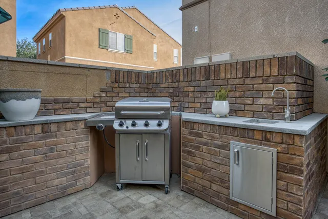 $467,000 | 436 Via De La Paz, Palm Desert, CA 92211