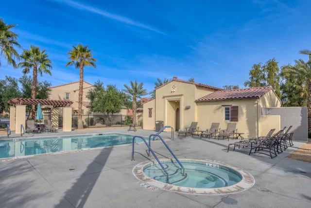 $459,900 | 436 Via De La Paz, Palm Desert, CA 92211