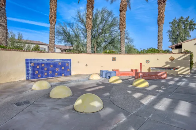 $467,000 | 436 Via De La Paz, Palm Desert, CA 92211