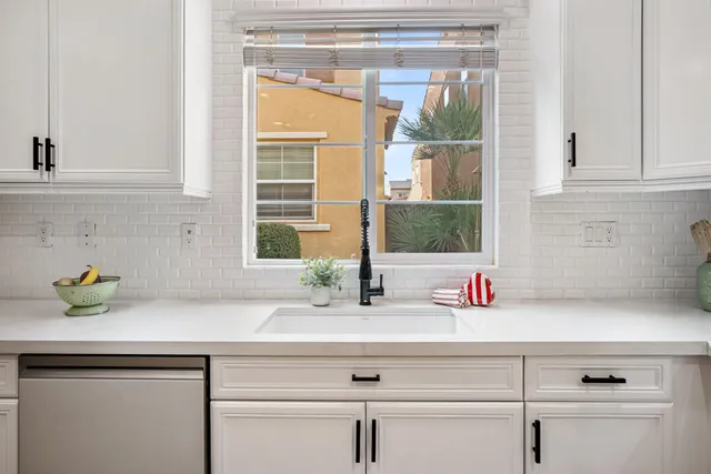 $467,000 | 436 Via De La Paz, Palm Desert, CA 92211