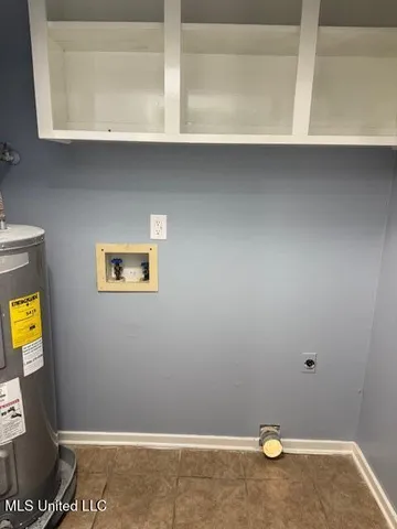 $1,400 | 2432 River Oaks Boulevard, Unit B, Jackson, MS 39211