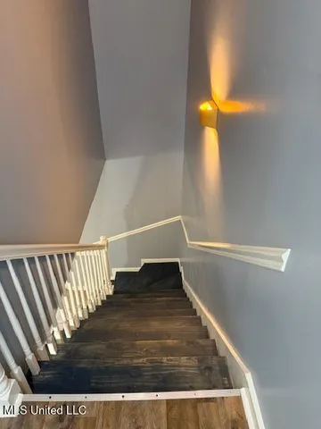 $1,400 | 2432 River Oaks Boulevard, Unit B, Jackson, MS 39211