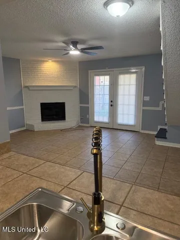 $1,400 | 2432 River Oaks Boulevard, Unit B, Jackson, MS 39211