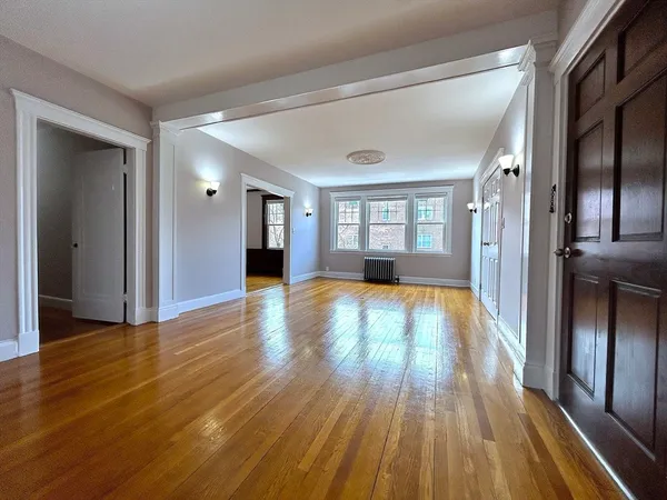 $5,450 | 6 Alton Court, Unit 2, Brookline, MA 02446