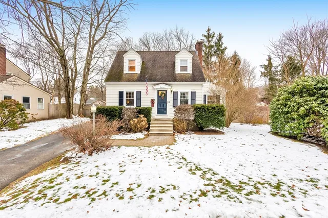 $415,000 | 18 Westbrook Road, Worcester, MA 01602