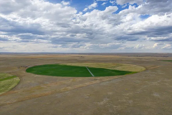 $985,000 | 5798 Road 146 Van Tassell Wy, Van Tassell, WY 82242