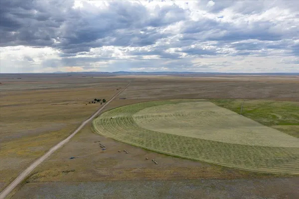 $985,000 | 5798 Road 146 Van Tassell Wy, Van Tassell, WY 82242