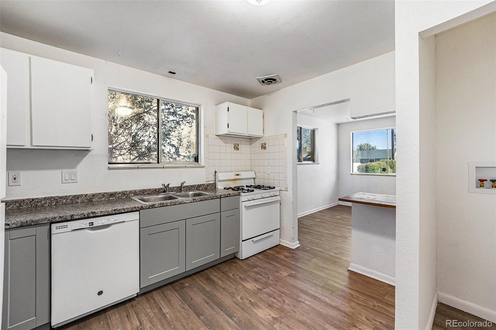 5355 Quitman Street Denver, CO 80212 - Photo 4 of 17