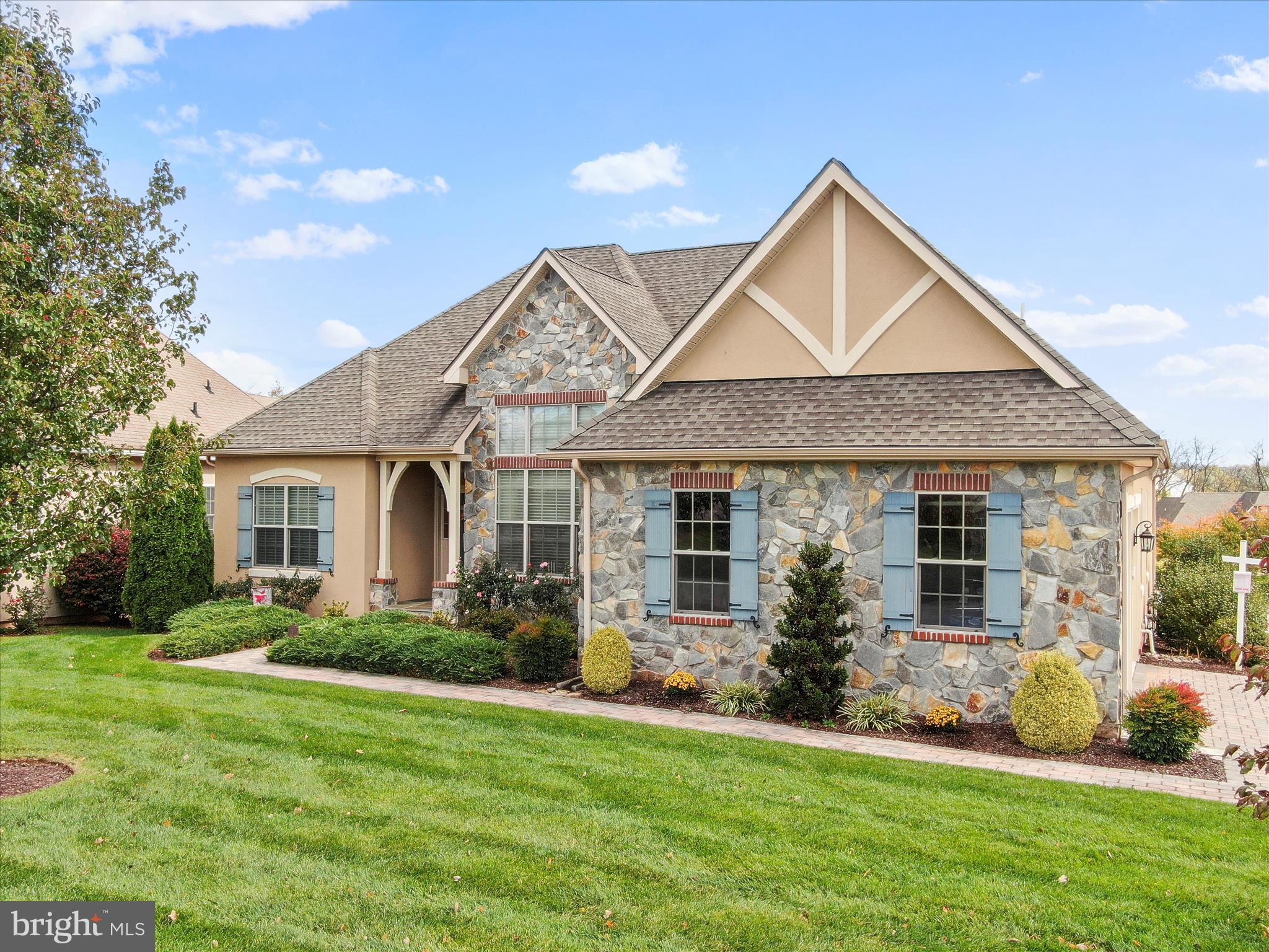 4 Cottage Lane Gettysburg, PA 17325 - Photo 2 of 55