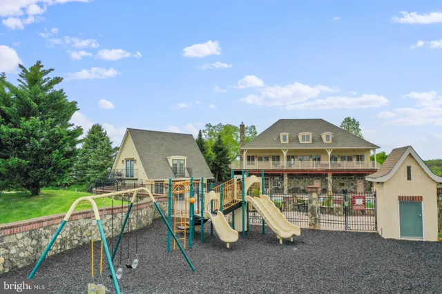 $605,000 | 4 Cottage Lane, Gettysburg, PA 17325