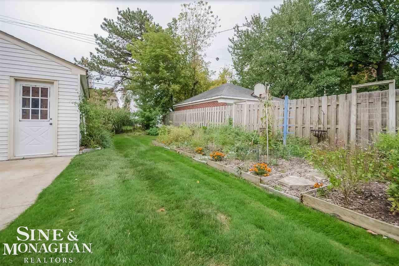 1396 Audubon Road Grosse Pointe Park, MI 48230 - Photo 32 of 37