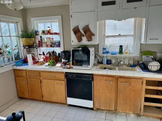 $650,000 | 7875 Southwest Green Lane, Beaverton, OR 97008