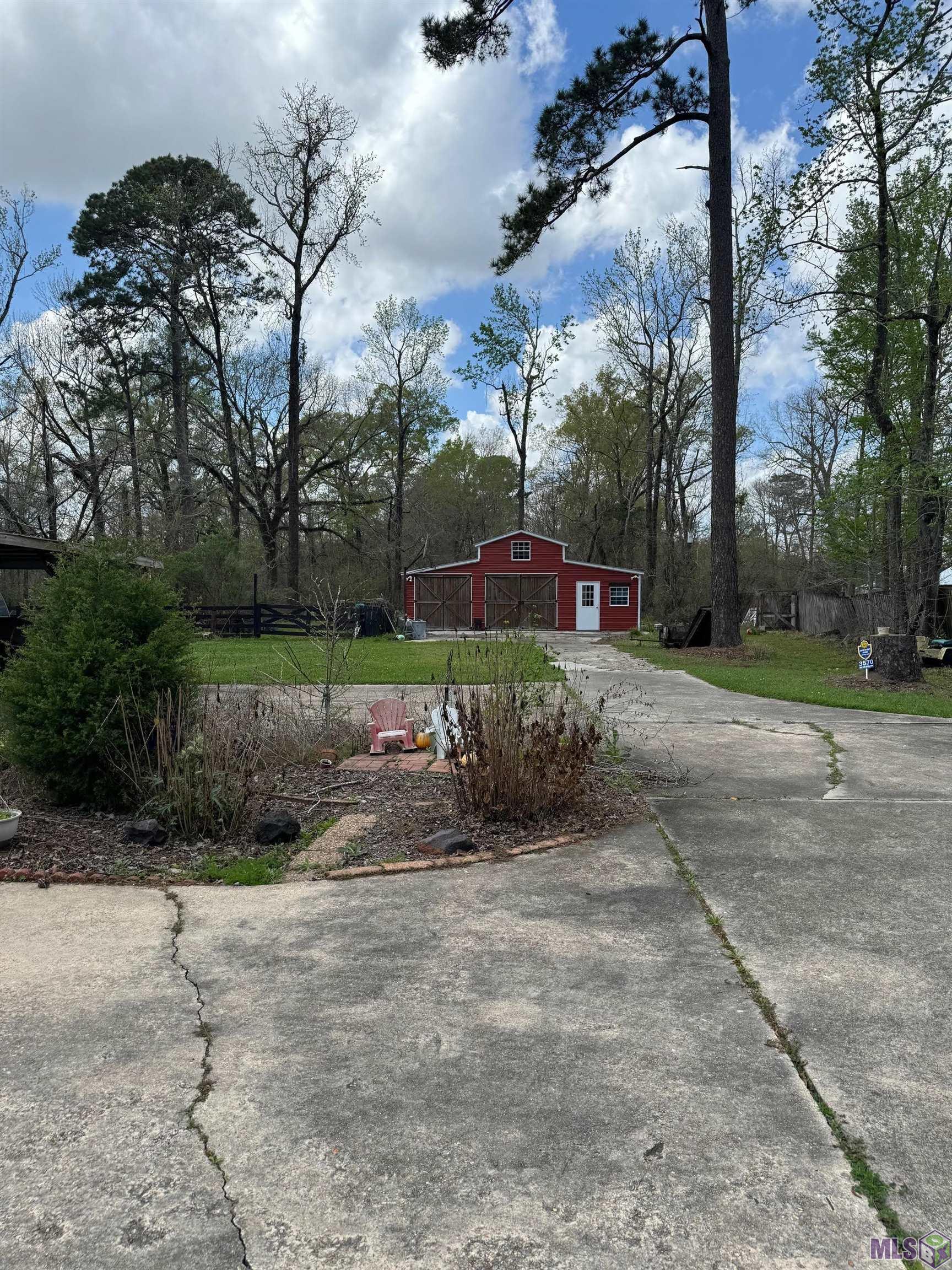 3570 Jones Creek Road Baton Rouge, LA 70816 - Photo 2 of 18