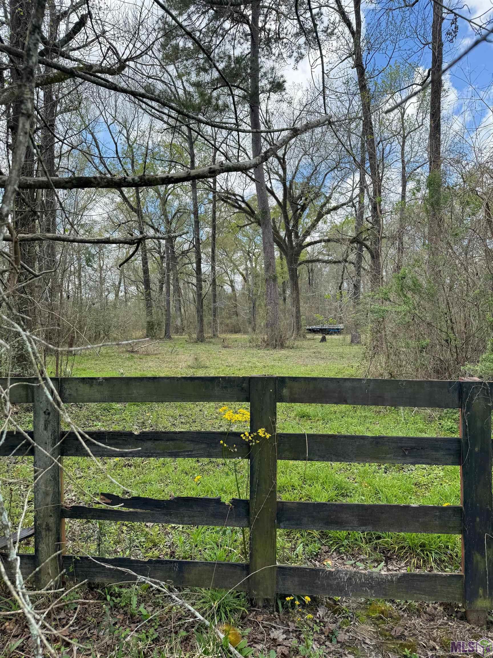 3570 Jones Creek Road Baton Rouge, LA 70816 - Photo 4 of 18