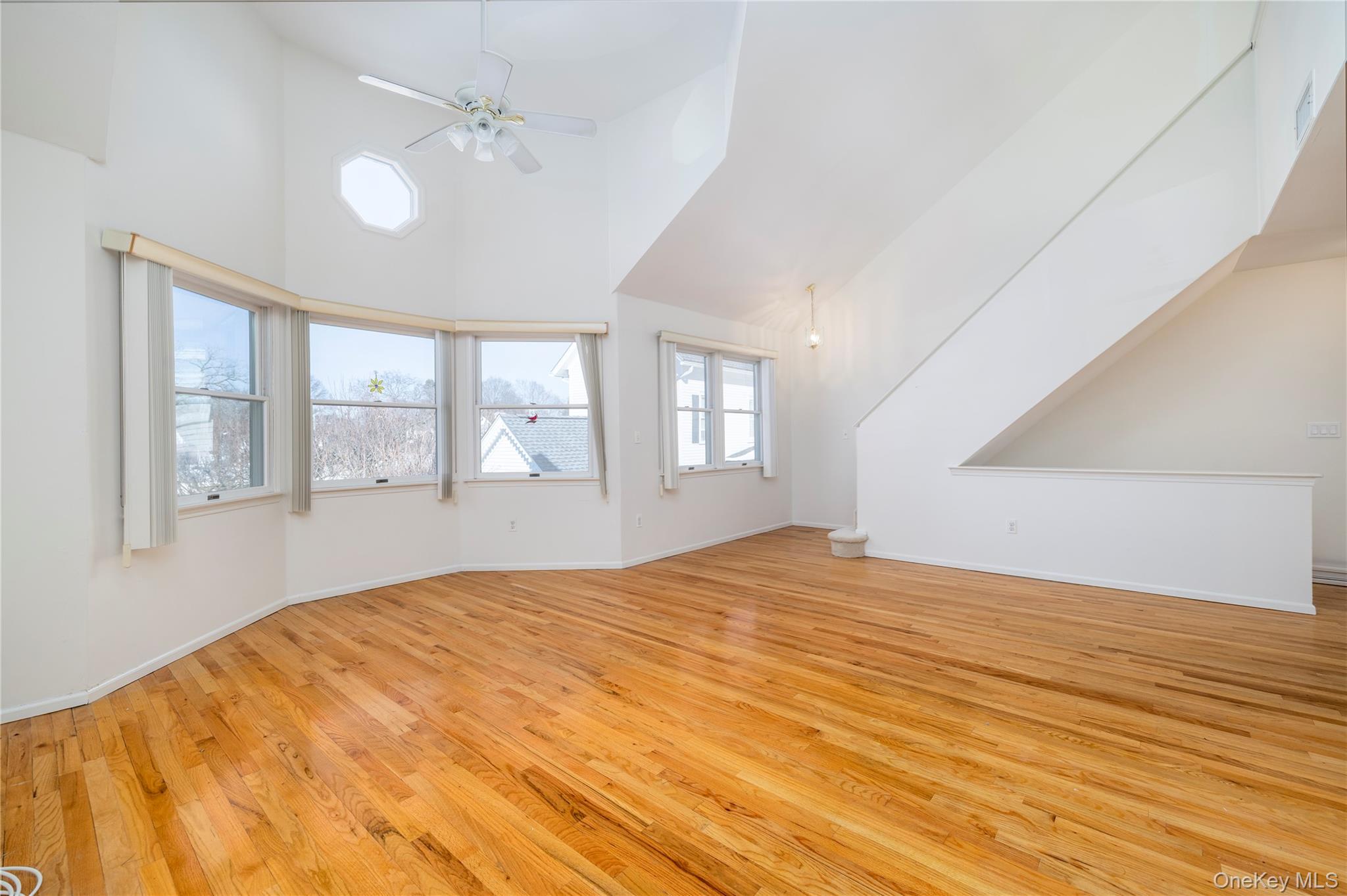 22 Ridgewood Drive Wantagh, NY 11793 - Photo 4 of 26