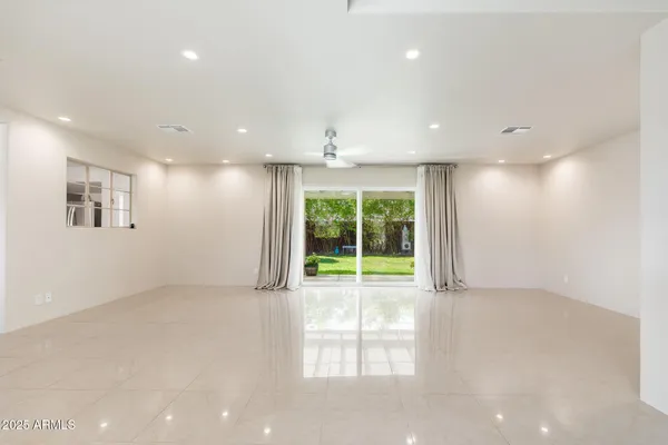 $520,000 | 2219 West Catalina Drive, Phoenix, AZ 85015