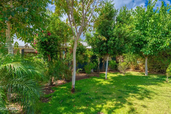 $520,000 | 2219 West Catalina Drive, Phoenix, AZ 85015