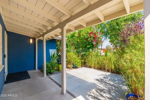 $520,000 | 2219 West Catalina Drive, Phoenix, AZ 85015