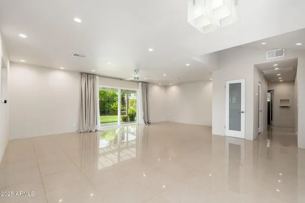 $520,000 | 2219 West Catalina Drive, Phoenix, AZ 85015