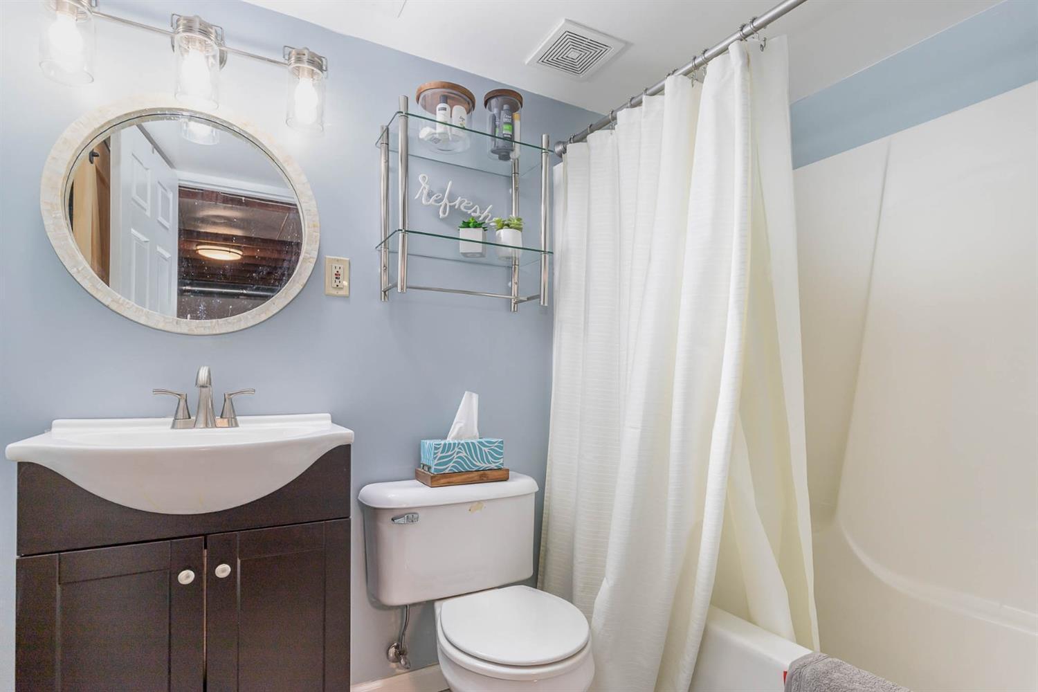6374 Springdale Road Cincinnati, OH 45247 - Photo 32 of 40 Gallery Image 32