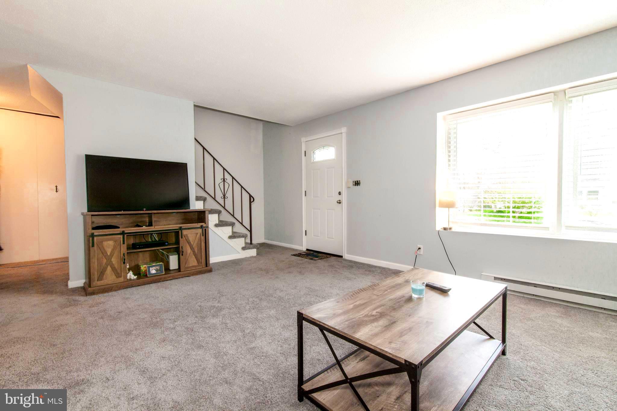 806 Chatfield Road Joppa, MD 21085 - Photo 15 of 28 Bright and open living room