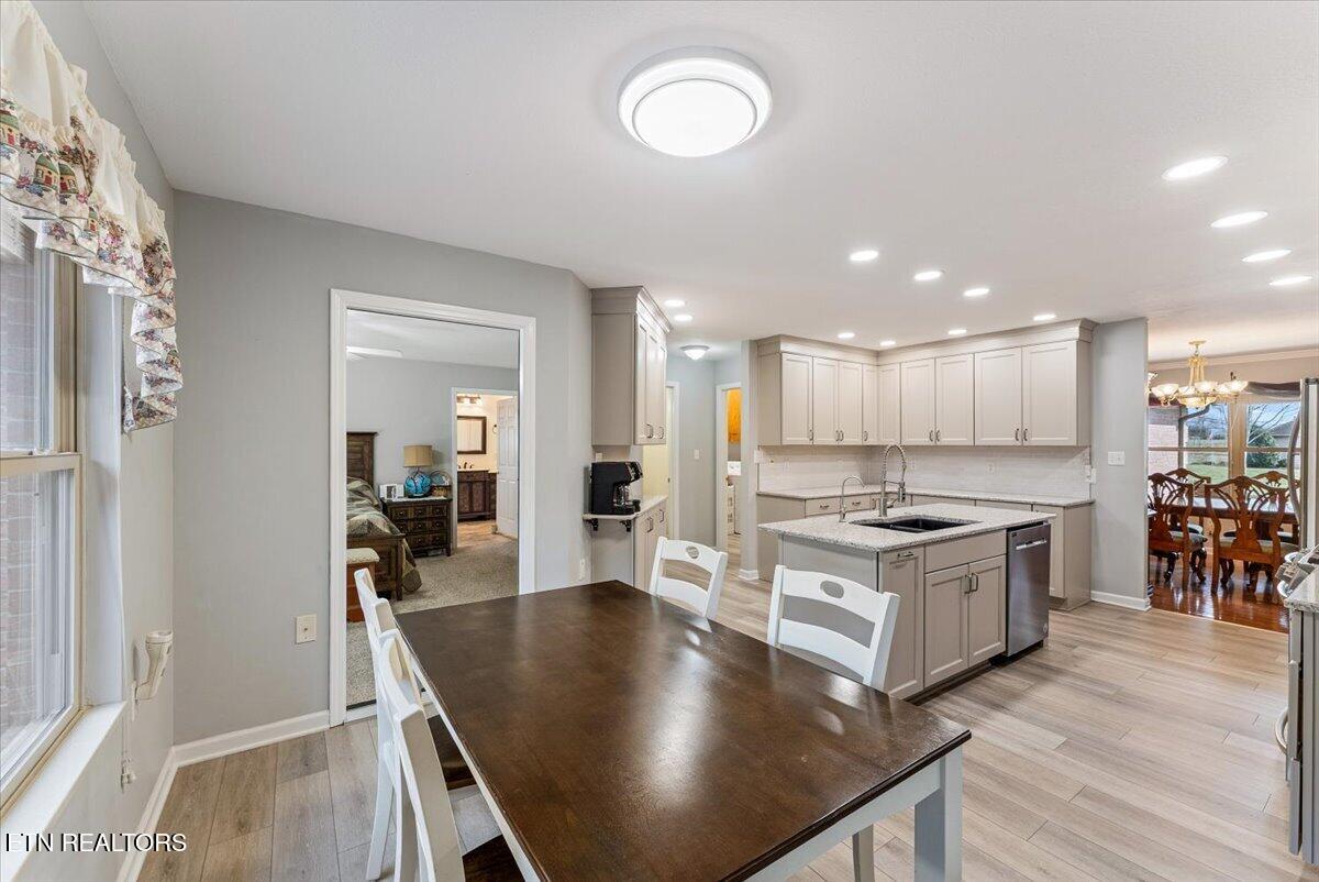 1012 Andover Boulevard Alcoa, TN 37701 - Photo 19 of 58 23-Dining Area A3