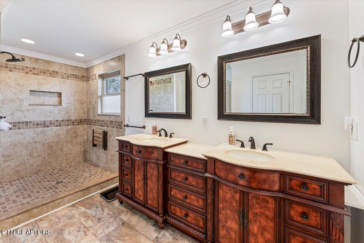 1012 Andover Boulevard Alcoa, TN 37701 - Photo 24 of 58 30-Master Bath A2