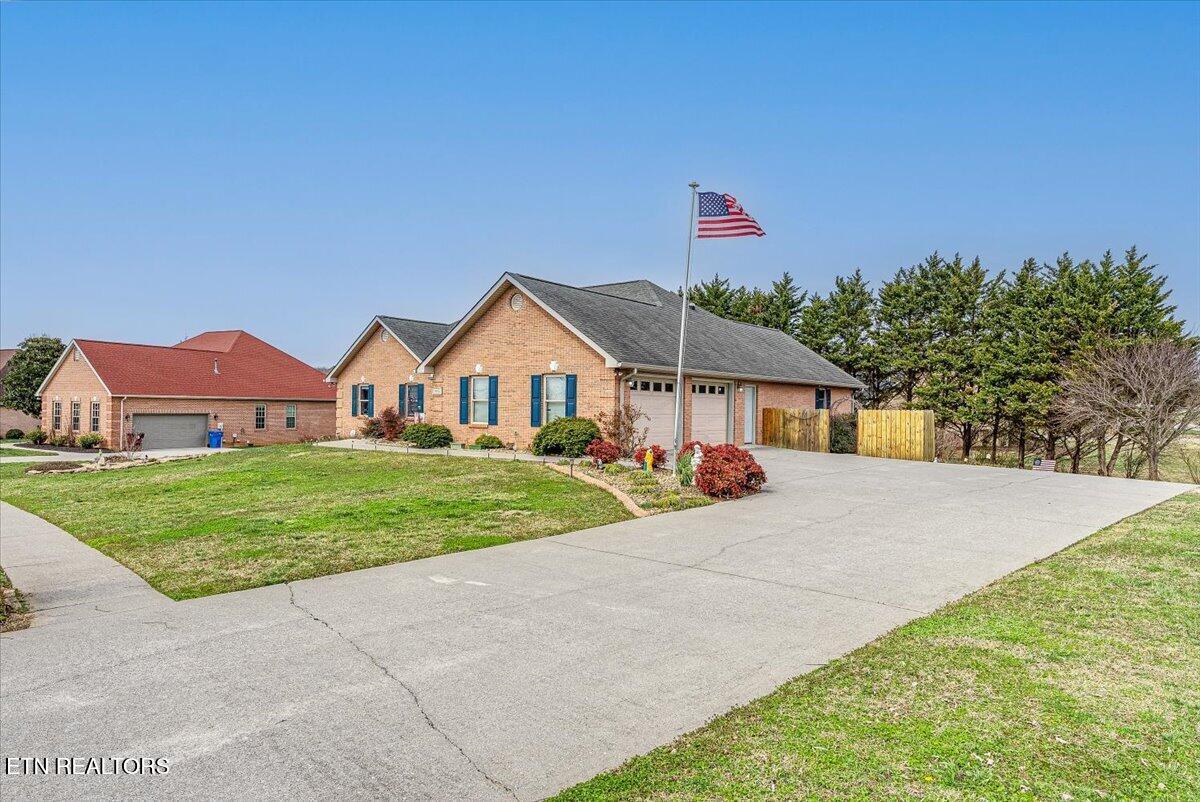 1012 Andover Boulevard Alcoa, TN 37701 - Photo 4 of 58 03-Front A3