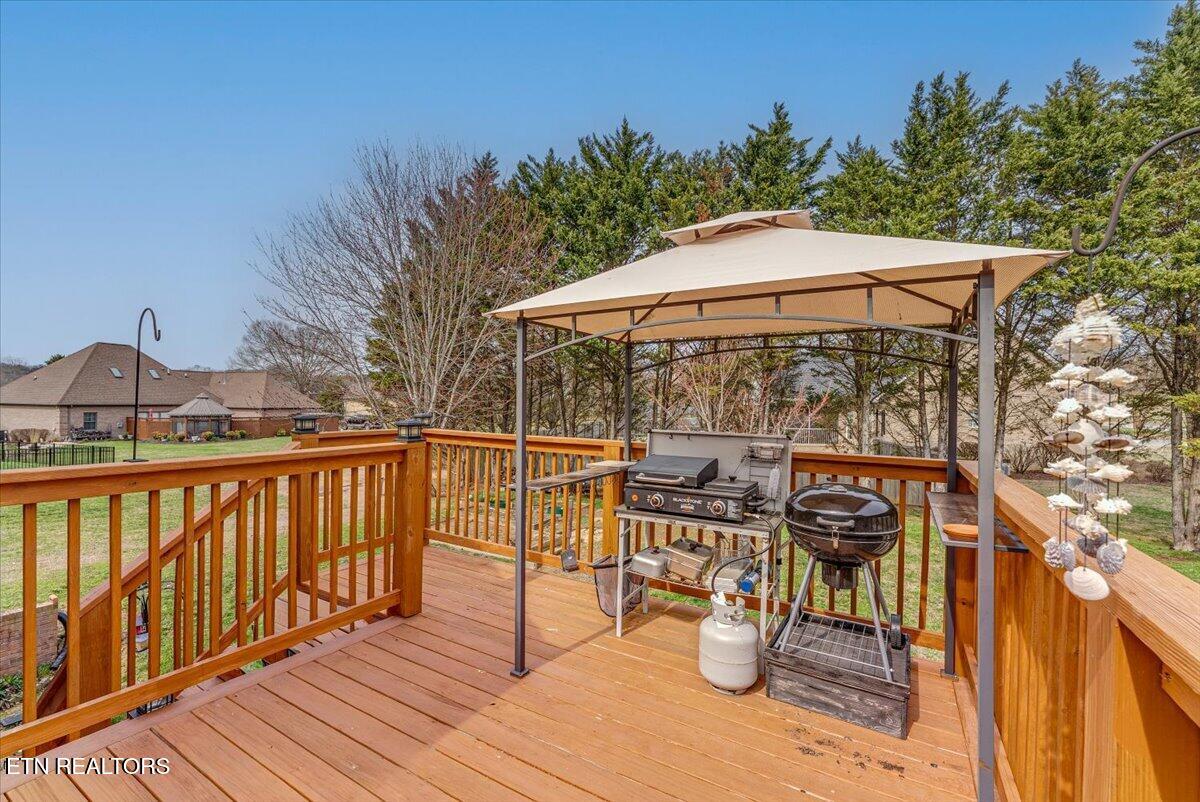 1012 Andover Boulevard Alcoa, TN 37701 - Photo 43 of 58 58-Deck A4