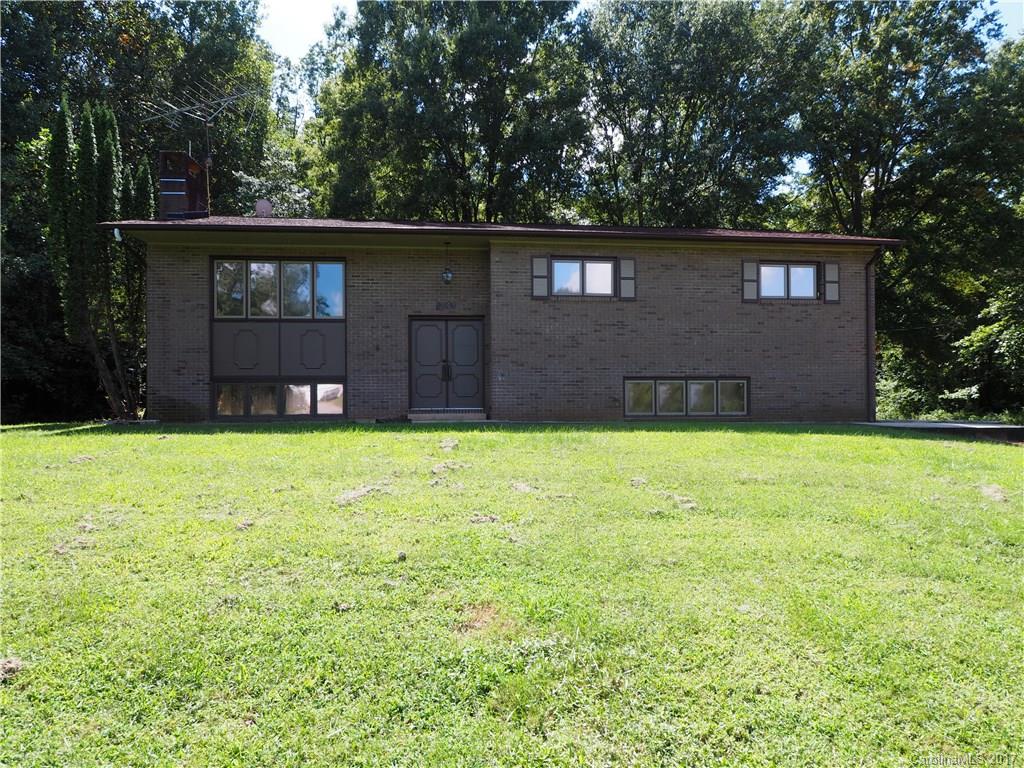 1141 Finger Bridge Road Hickory, NC 28602 - Photo 2 of 16 Gallery Image 2