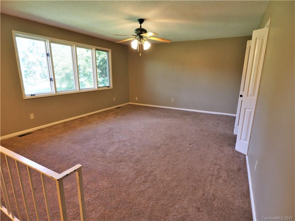 1141 Finger Bridge Road Hickory, NC 28602 - Photo 7 of 16 Gallery Image 7