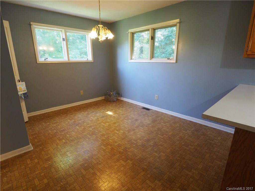 1141 Finger Bridge Road Hickory, NC 28602 - Photo 10 of 16 Gallery Image 10