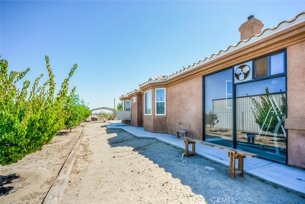 13830 Paramount Road Phelan, CA 92371 - Photo 20 of 21 Gallery Image 20