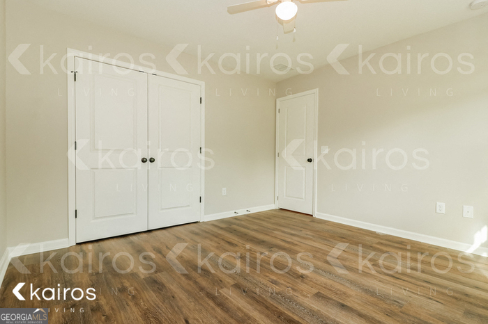 126 Cottage Grove Road Brunswick, GA 31525 - Photo 14 of 17 a view of an empty room