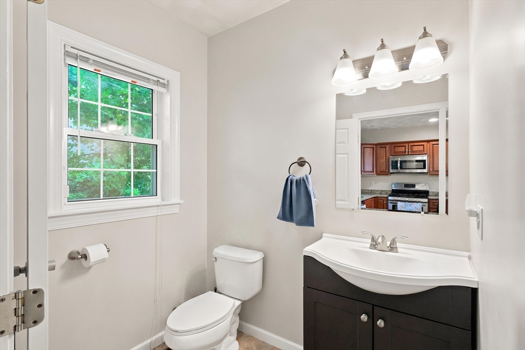 998 Boston Road Haverhill, MA 01835 - Photo 17 of 42