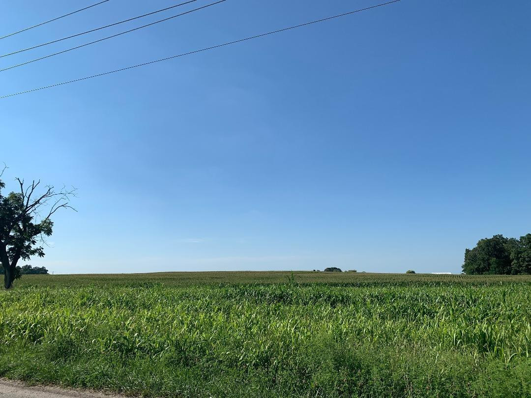 -1 Acre 1-acre 150th Street South Rensselaer, IN 47978 - Photo 2 of 4 a view of a field