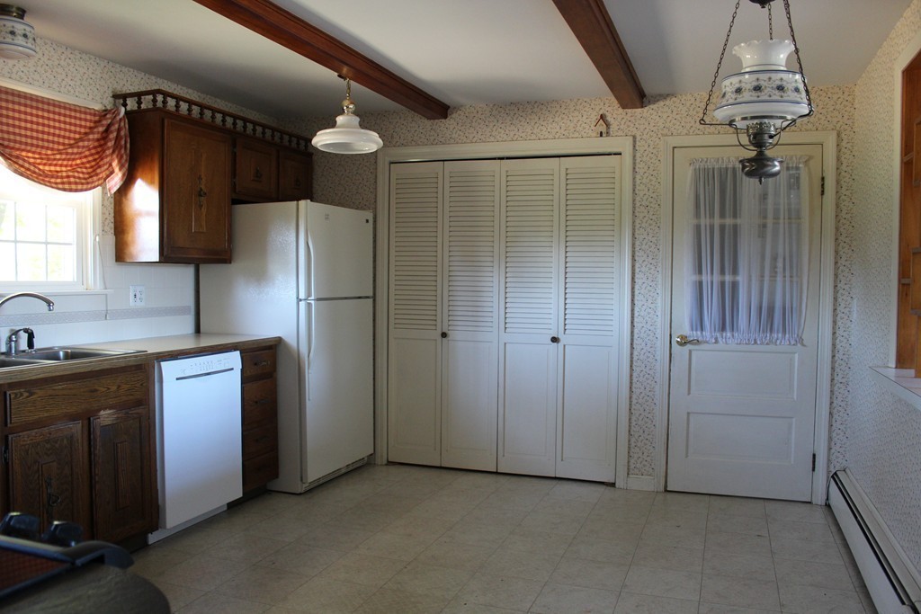 113 River Road Whately, MA 01373 - Photo 11 of 22 Gallery Image 11
