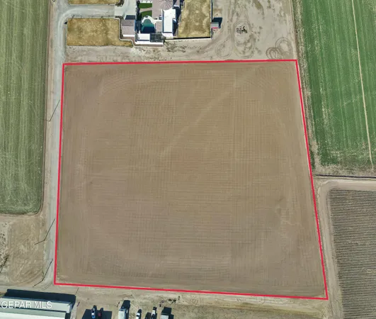 a close up of a mirror