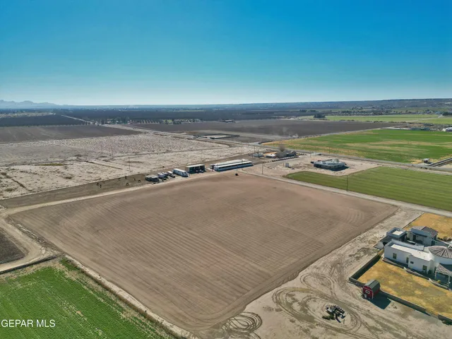 $510,000 | R1908646 Heavenly Lane, Anthony, NM 88021